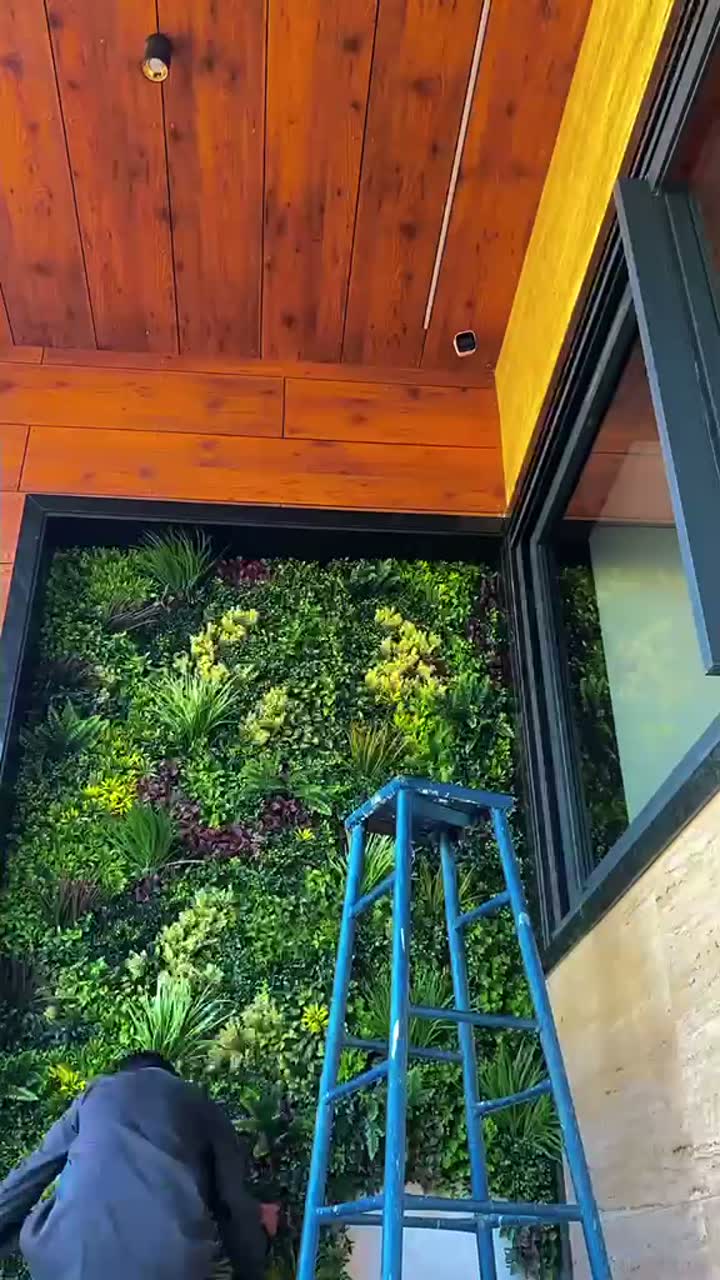 Green wall corner installation by Afloraa